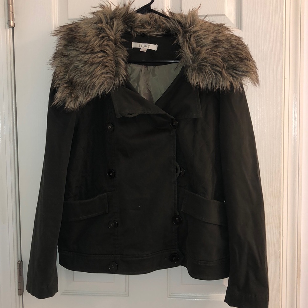 Loft hunter green fur peacoat!